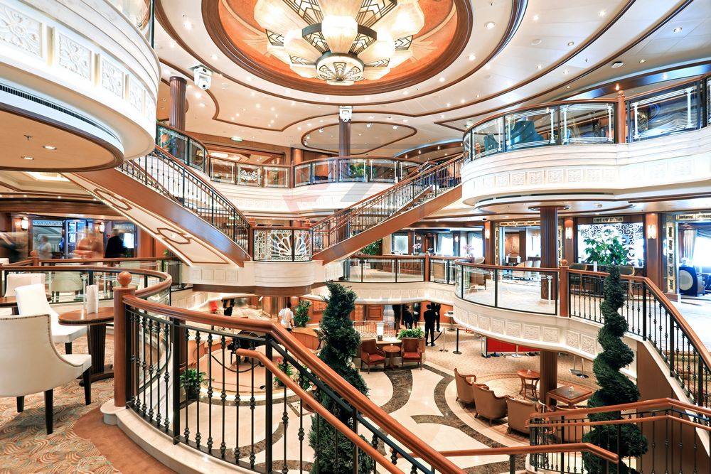 Grand Lobby Queen Elizabeth