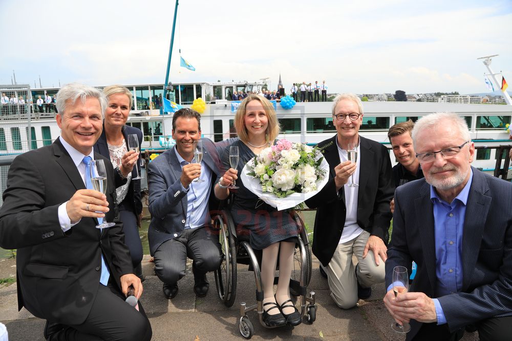 Gruppenfoto nach der Taufe von MS Viola 03.06.2019 in Bonn