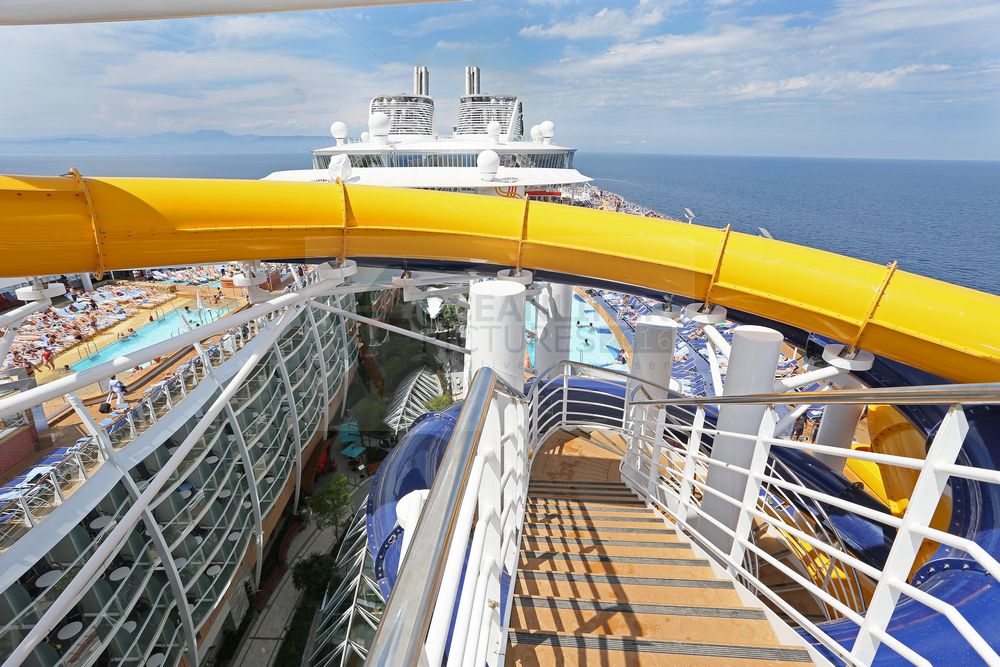 Harmony of the Seas The Perfect Storm Wasserrutschen Eingangsbereich Harmony of the Seas The Perfect Storm Wasserrutschen Eingangsbereich