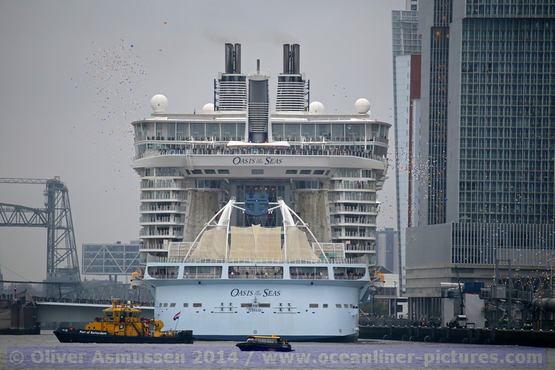 Heckansicht Oasis of the Seas in Rotterdam am 14.10.2014 Heckansicht Oasis of the Seas in Rotterdam am 14.10.2014