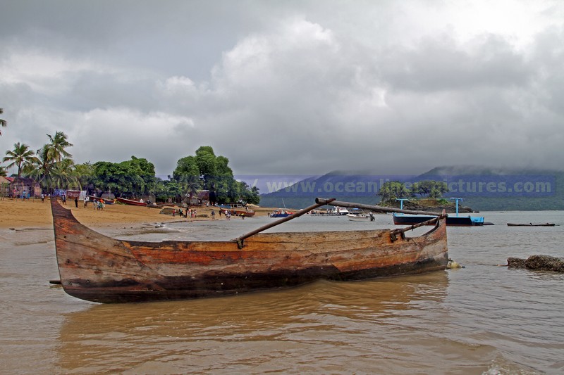 MS HAMBURG, Nosy Komba, Madagaskar 06.02.2014