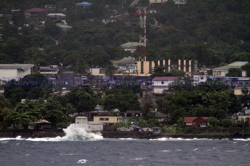 MS HAMBURG Morini, Komoren