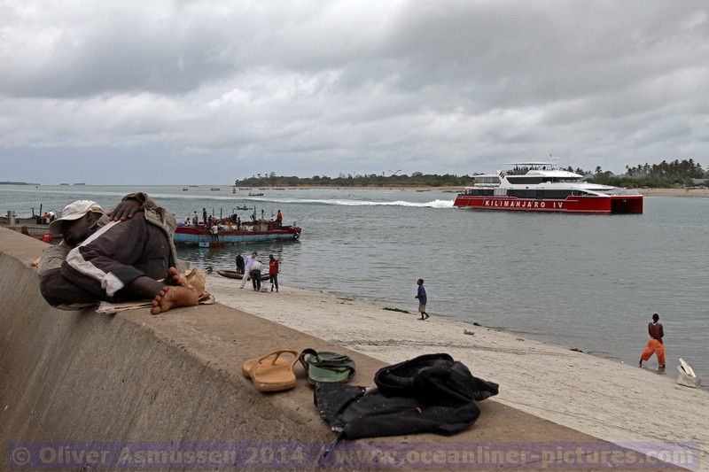 Kreuzfahrt MS HAMBURG, Dar es Salaam, Tansania 