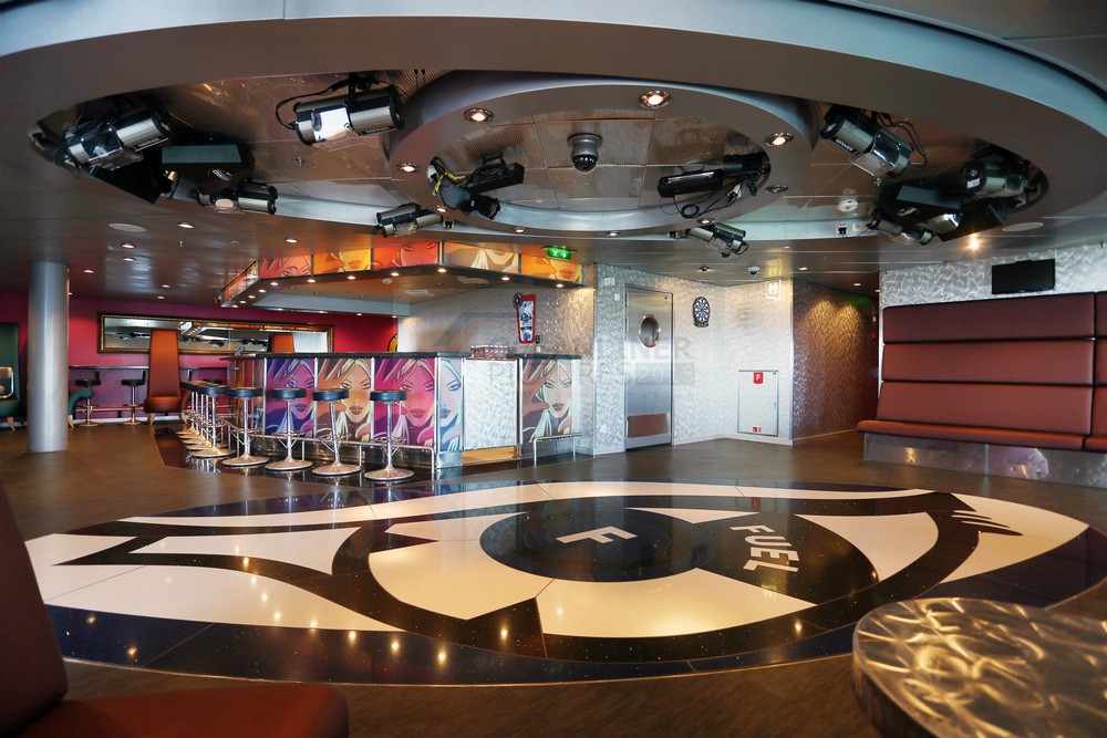 Independence of the Seas Fuel Teen Disco Independence of the Seas Fuel Teen Disco