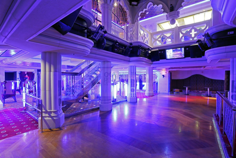 Independence of the Seas the Labyrinth Night Club Independence of the Seas the Labyrinth Night Club