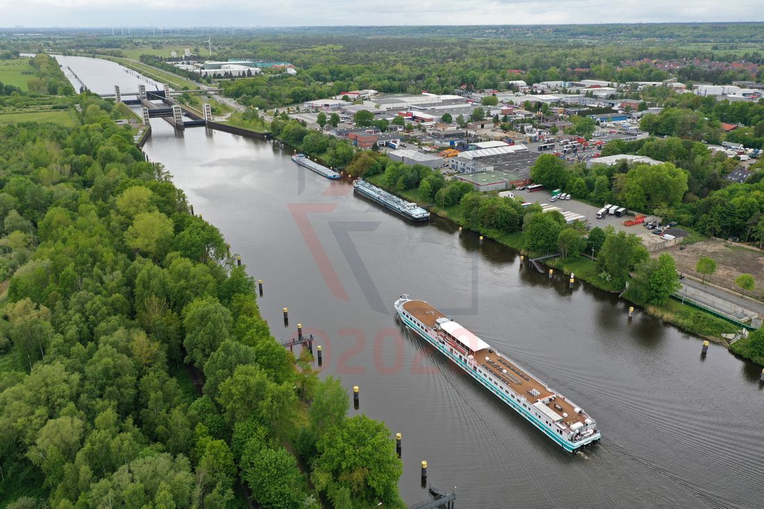 Junker Jörg vor Schleuse Geesthacht 13.05.2020