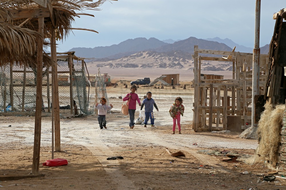 Kinder im Beduinen Dorf im Nabq-Naturschutzgebiet Kinder im Beduinen Dorf im Nabq-Naturschutzgebiet