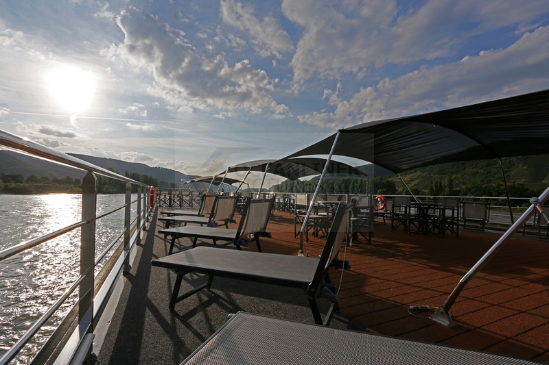 Lichtstimmung MS Anesha Sonnendeck