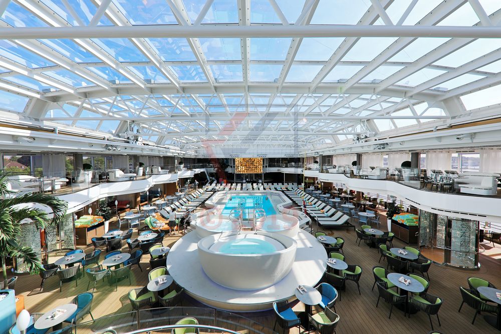 Lido Pool, Whirlpools, Sonnendeck mit Glasdach Nieuw Statendam