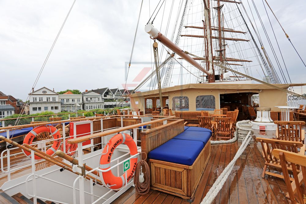 Lidodeck und Lidobar Sea Cloud II Lidodeck und Lidobar Sea Cloud II