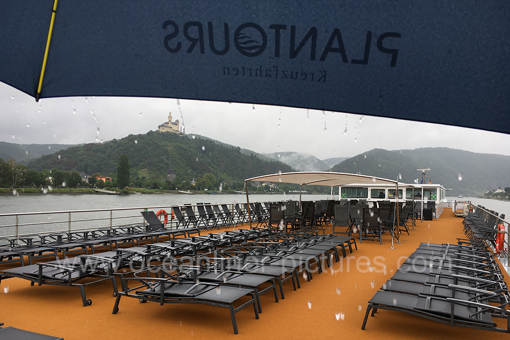 Marksburg im Regen von MS Elegant Lady 10.08.2017 Marksburg im Regen von MS Elegant Lady 10.08.2017