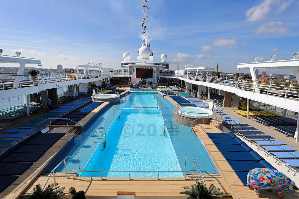 Mein Schiff 1 Sonnendeck und 25m Pool