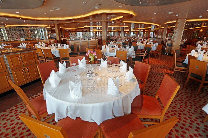Meridian Restaurant MS Azura