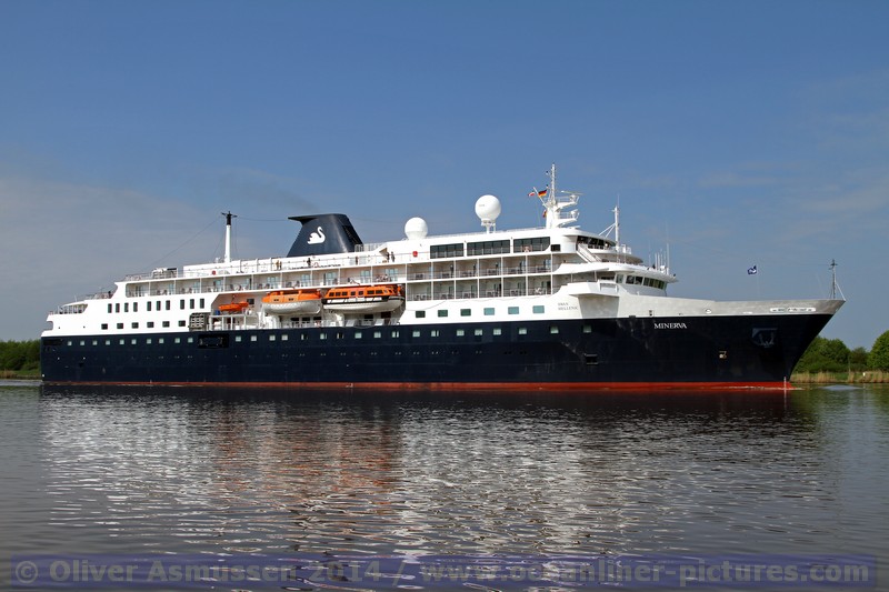 Swan Hellenic MS Minerva durchquert den NOK am 30.04.2014