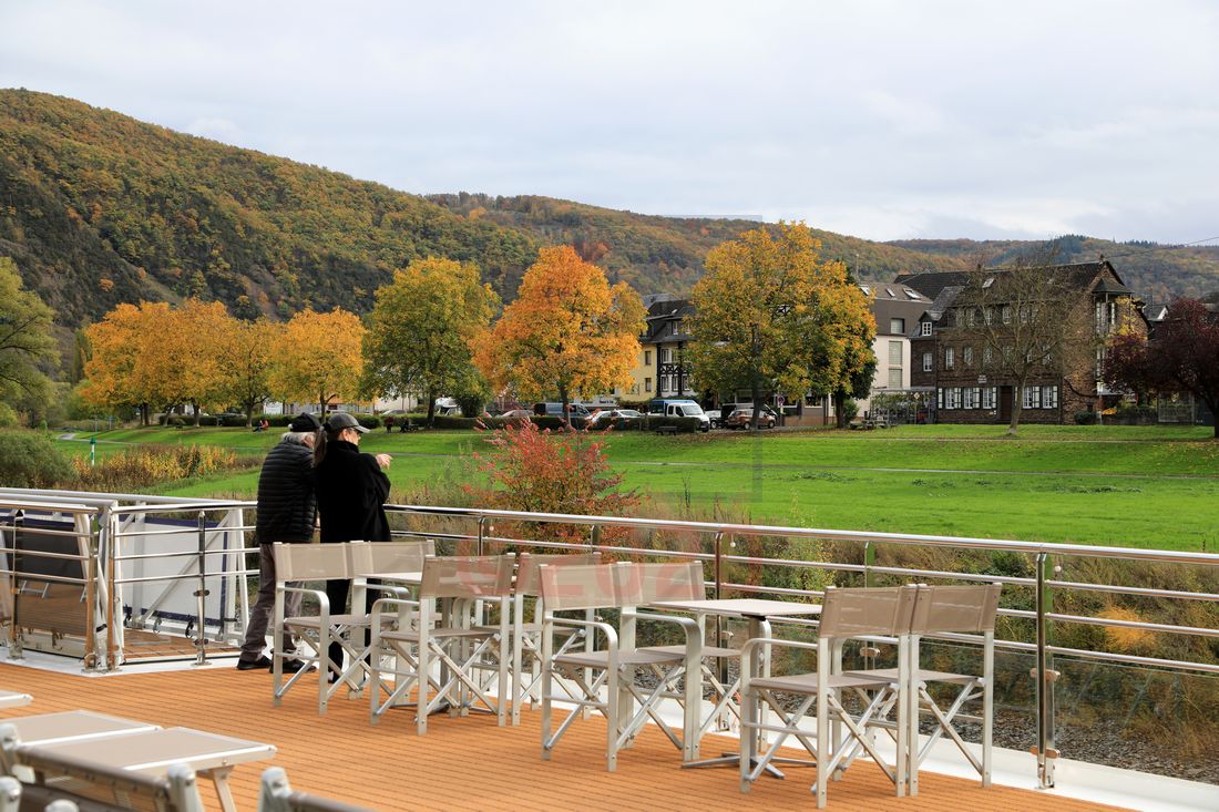 Moseltal hinter Cochem mit Lady Diletta