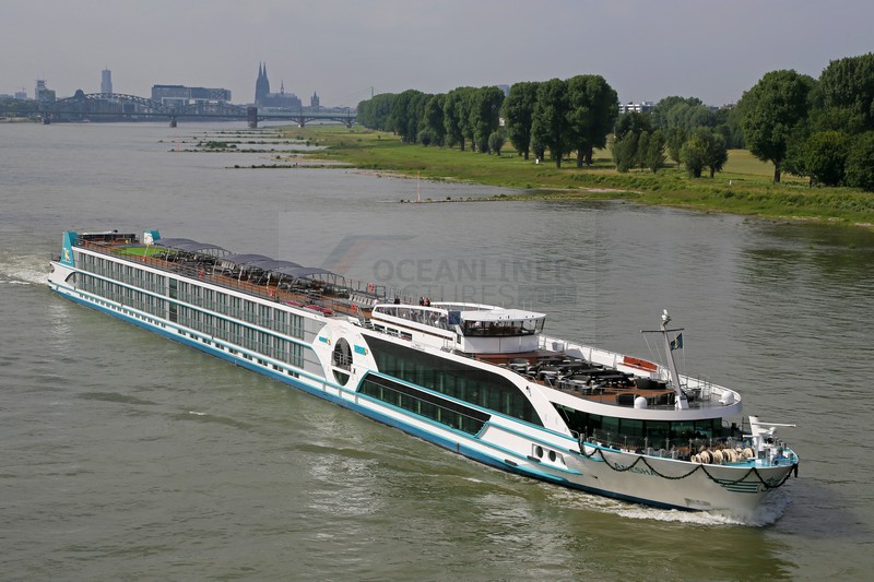 MS Anesha erste Passage Stadt Köln 24.06.2015