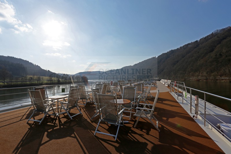 MS Ariana Abendlicht Donau 28.03.2015