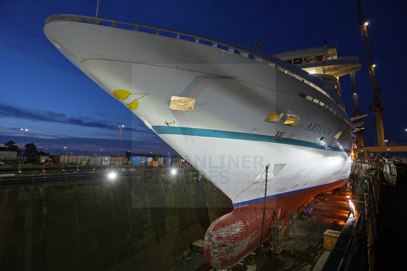 MS Artania Lloyd Werft Kaiserdock 09.10.2014