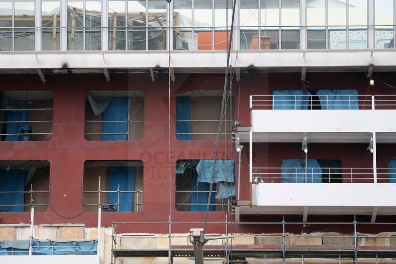 MS Artania Suiten und Balkonkabinen Installation neuer Balkone 23.10.2014 MS Artania Suiten und Balkonkabinen Installation neuer Balkone 23.10.2014