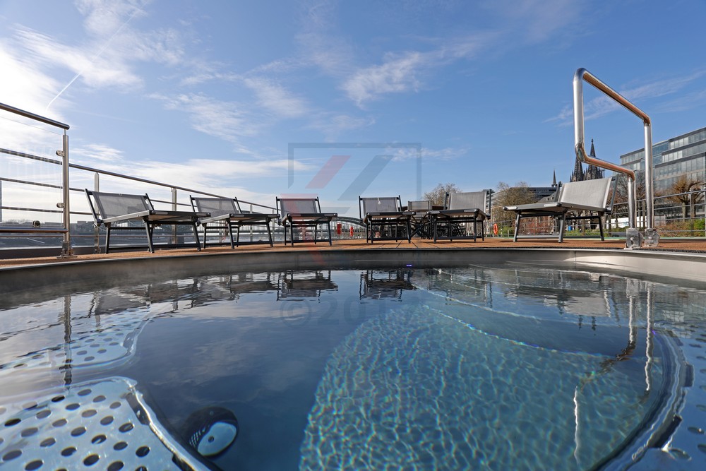 MS Asara Poolbereich