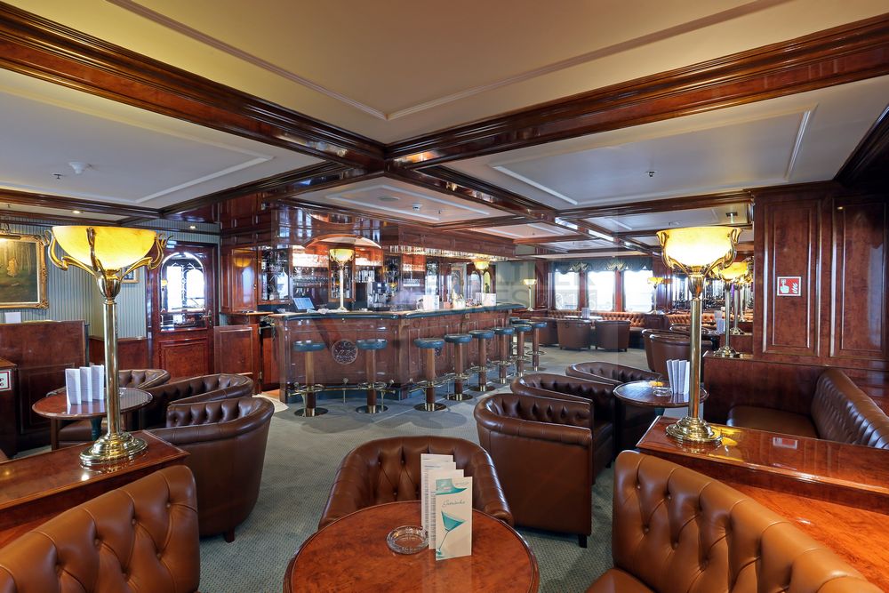 MS Deutschland Bar "Zum alten Fritz"