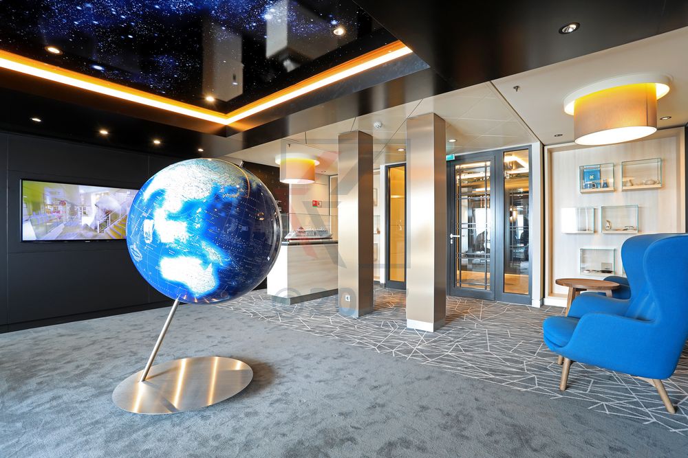 MS Europa 2 Cruise Sales Lounge