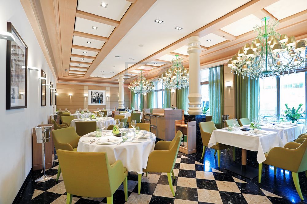 MS Europa 2 Restaurant Serenissima