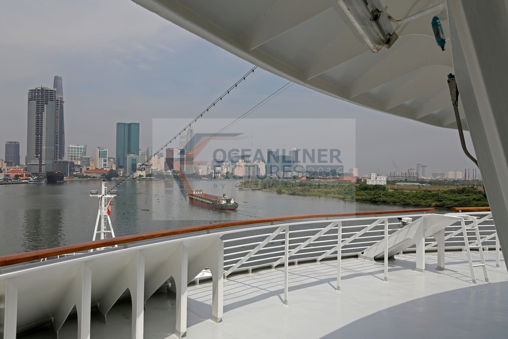 MS Hamburg Blick auf Ho-Chi-Minh-Stadt 02.02.2016