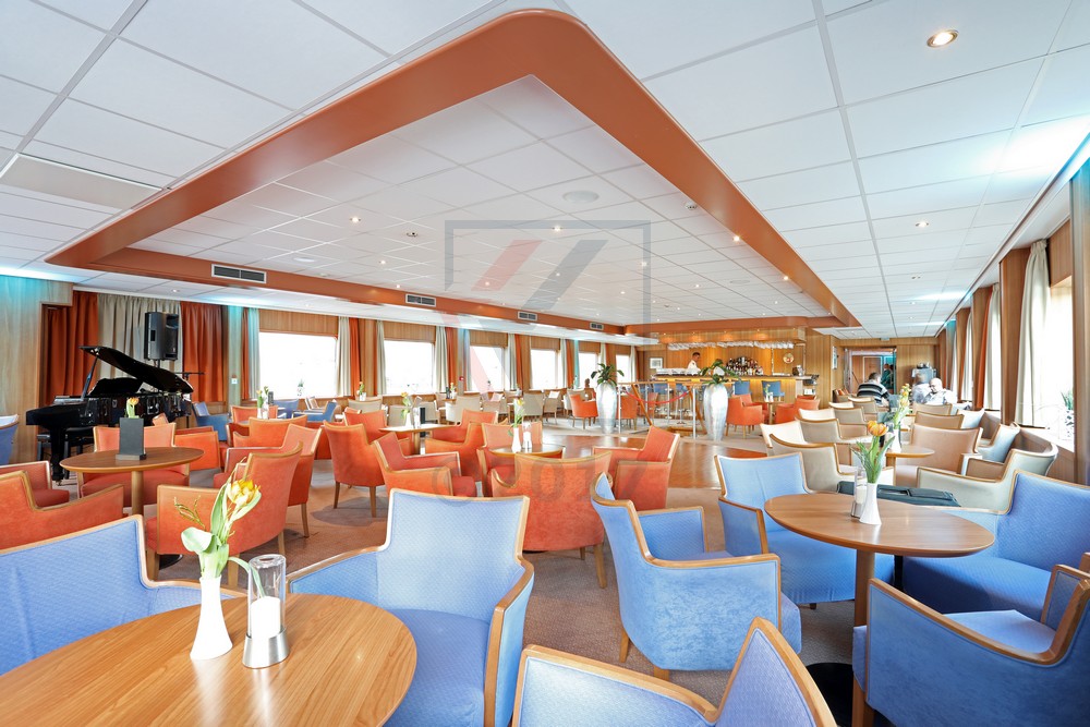 MS Junker Joerg Panoramalounge