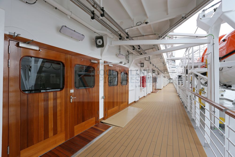 MS Koningsdam umlaufende Promenade MS Koningsdam umlaufende Promenade