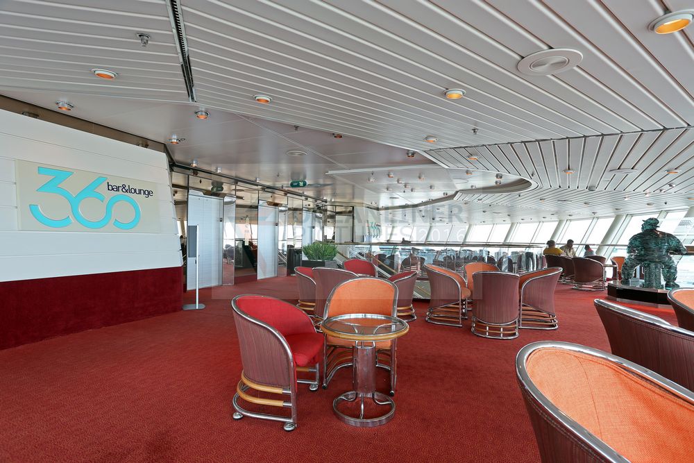 MS Monarch 360 degrees Bar and Lounge