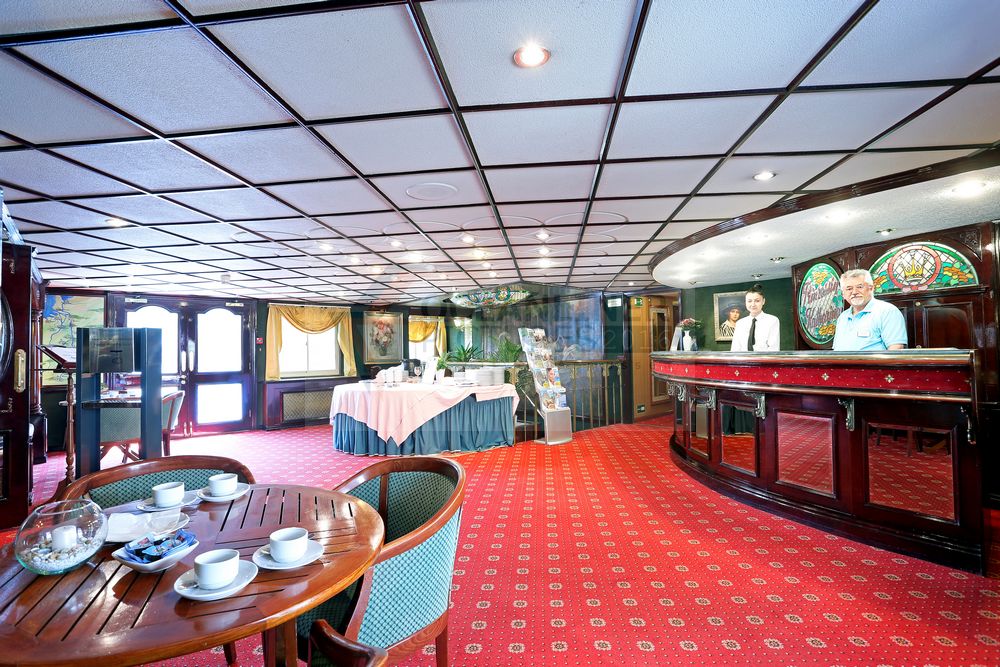 MS Prinzessin Katharina Rezeption und Foyer