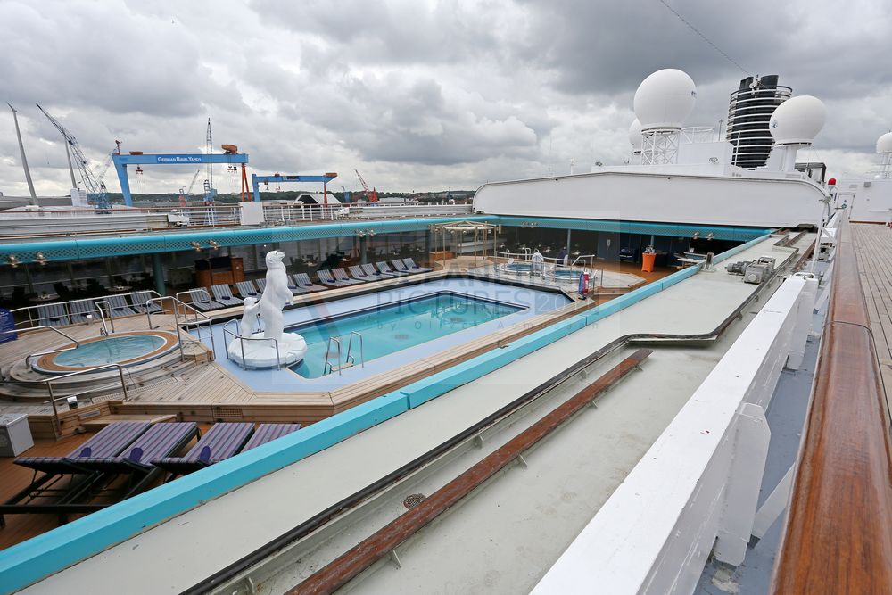 MS Zuiderdam Lido Pool und Magrodome MS Zuiderdam Lido Pool und Magrodome
