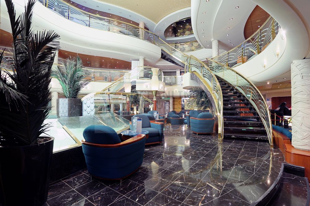 MSC Musica Atrium und Foyer