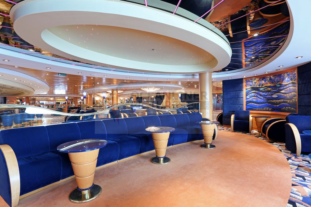 MSC Musica Blue Velvet Bar