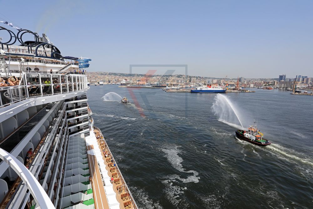 MSC Seaview Erstanlauf in Neapel, Italien