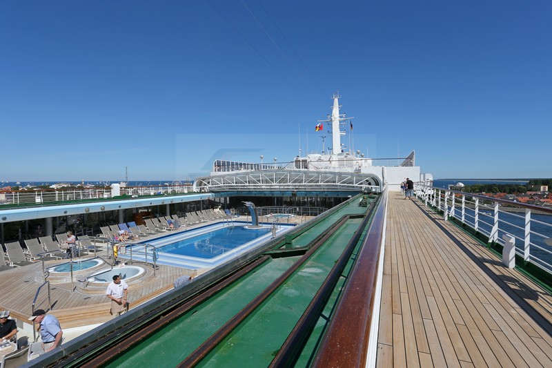 Neptune Pool und Poolbereich MS Arcadia