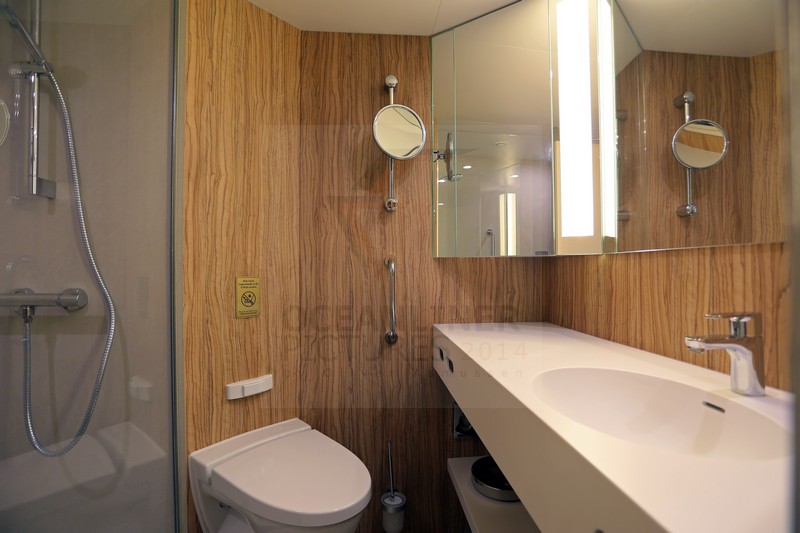 neue Baeder MS Artania Deck 6 23.10.2014 neue Baeder MS Artania Deck 6 23.10.2014