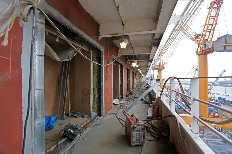 neue Balkone und Aussenwaende MS Artania Deck 8 Suitenbereich 21.10.2014 neue Balkone und Aussenwaende MS Artania Deck 8 Suitenbereich 21.10.2014