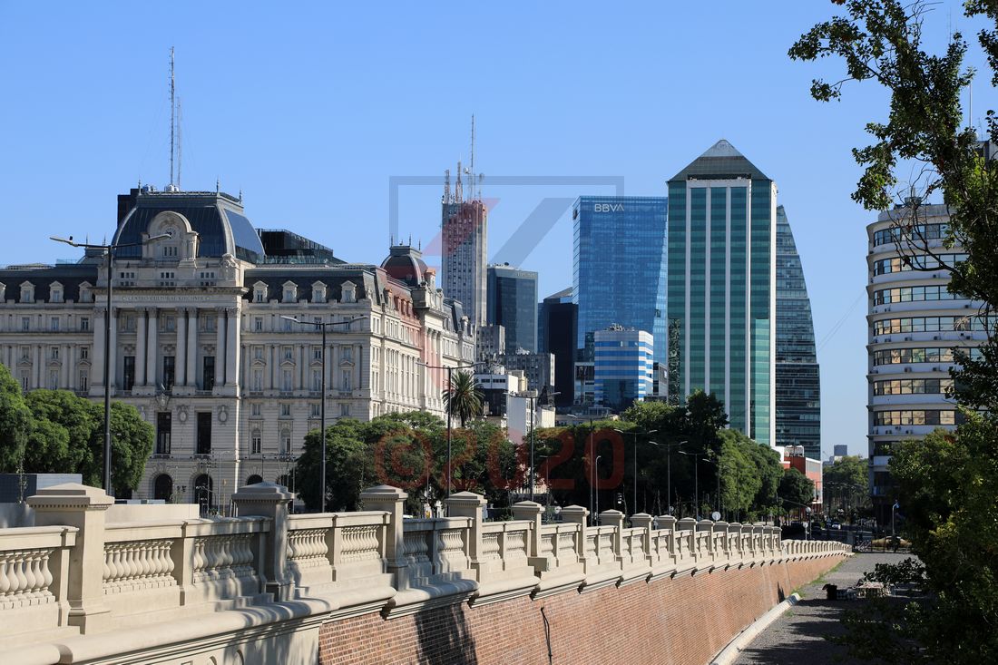 Neue und alte Architektur in Buenos Aires