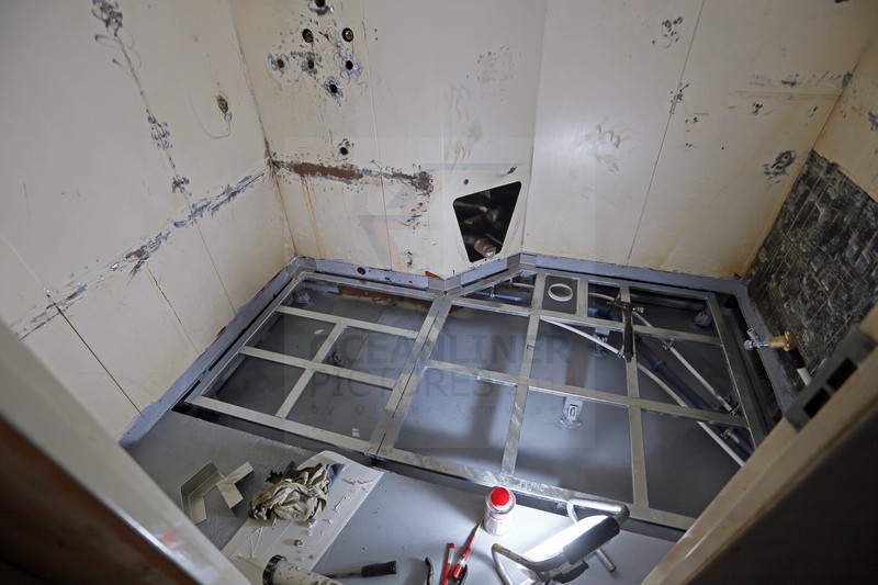 neue Unterboeden Baeder MS Artania Deck 6 20.10.2014 neue Unterboeden Baeder MS Artania Deck 6 20.10.2014