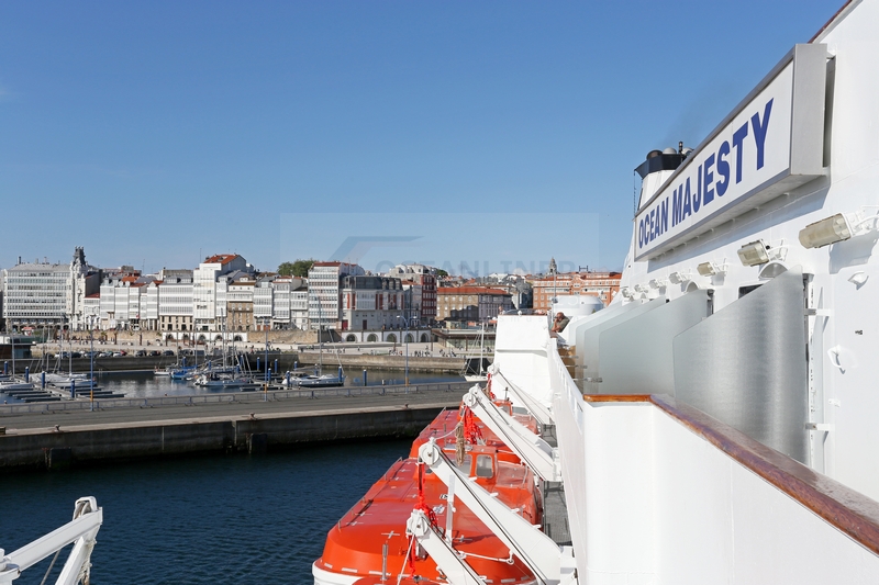 Ocean Majesty im Hafen von La Coruna 30.05.2015