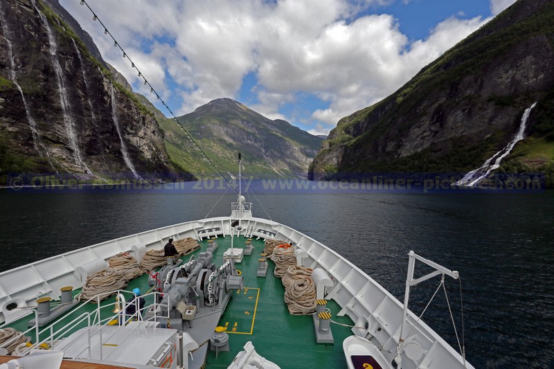 Ocean Majesty mit den Sieben Schwestern und dem Freier Wasserfall