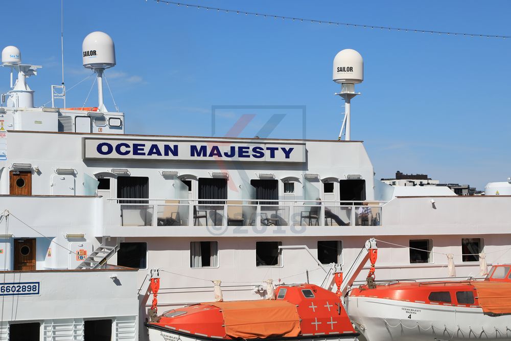 Ocean Majesty mit neuen Glaselementen an Balkonkabinen 2018