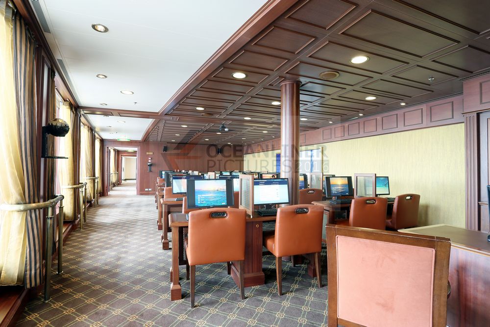 Oceania at Sea MS Riviera Oceania at Sea MS Riviera