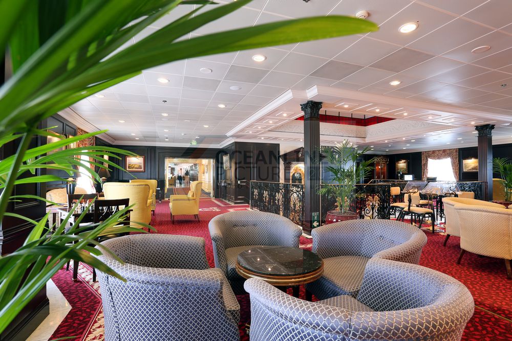 Oceania Cruises MS Nautica Grand Hall upper level