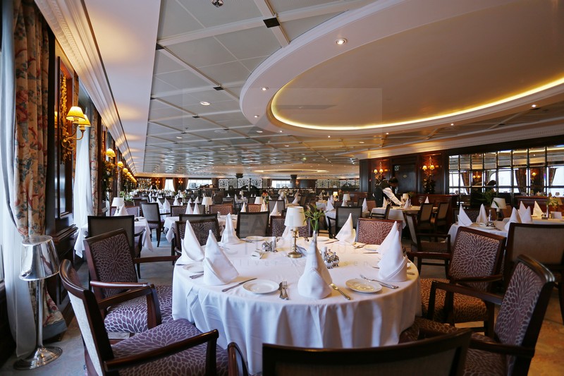 Pacific Restaurant auf der Adonia