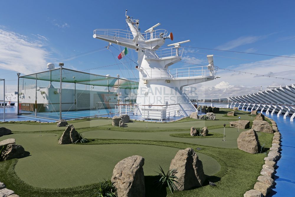 Paddle Tennis und 18-Loch Minigolf MS Riviera Paddle Tennis und 18-Loch Minigolf MS Riviera