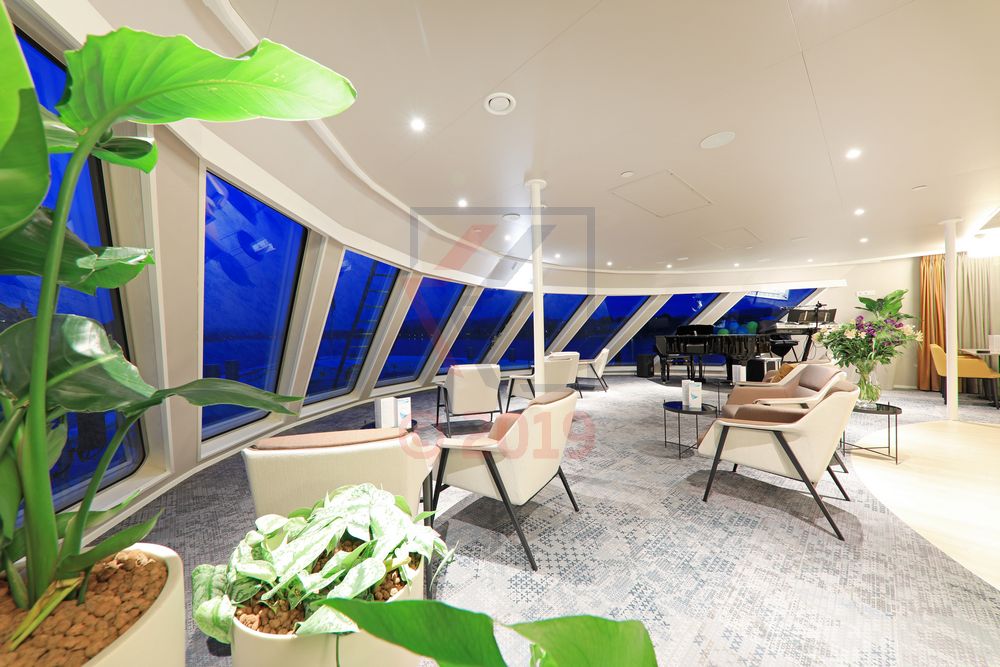 Panorama-Lounge MS Viola vorderer Bereich