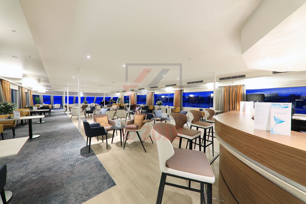 Panorama-Lounge und Bar MS Viola